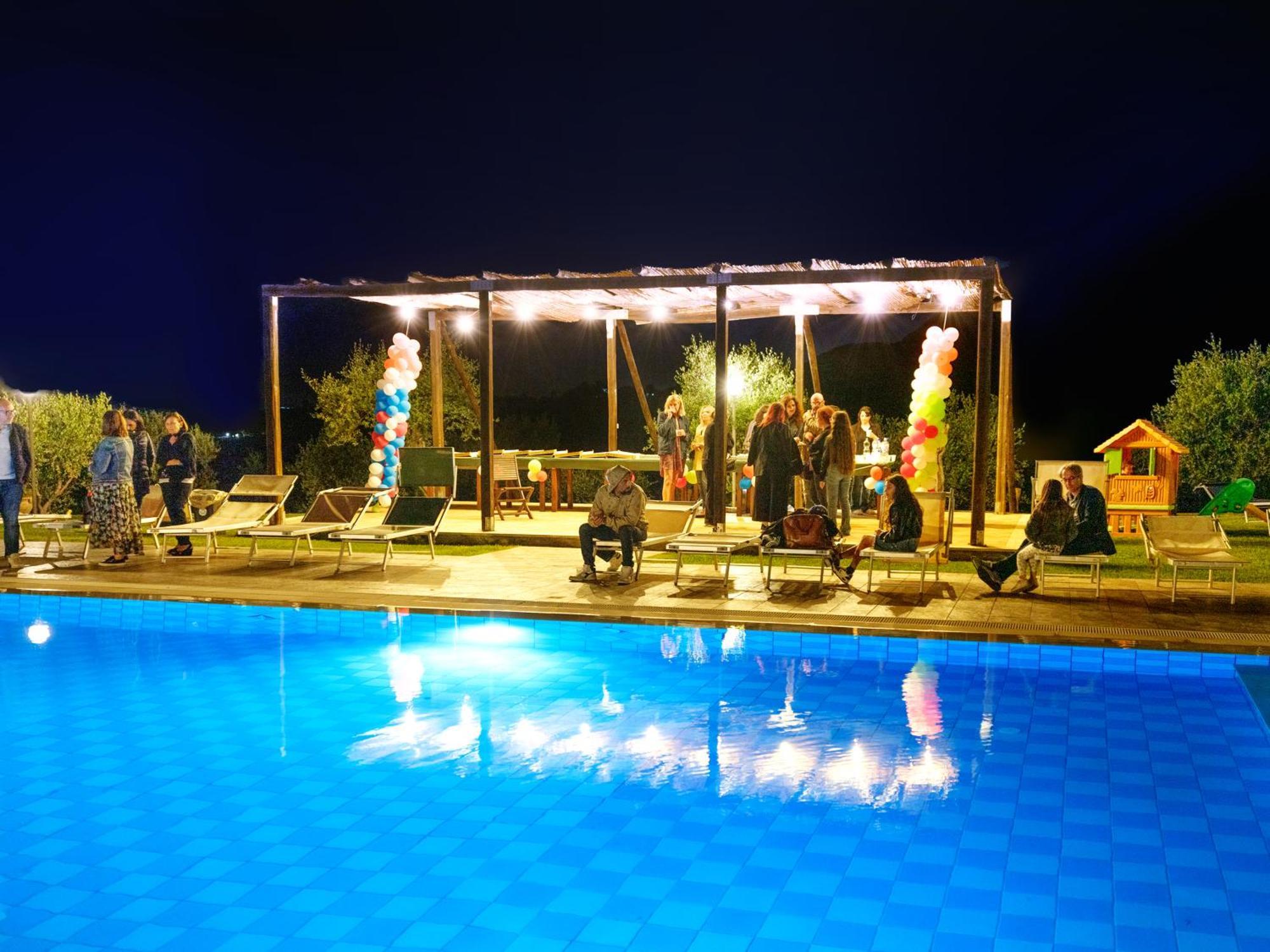 L' Aia Resort 트렌티나라 외부 사진