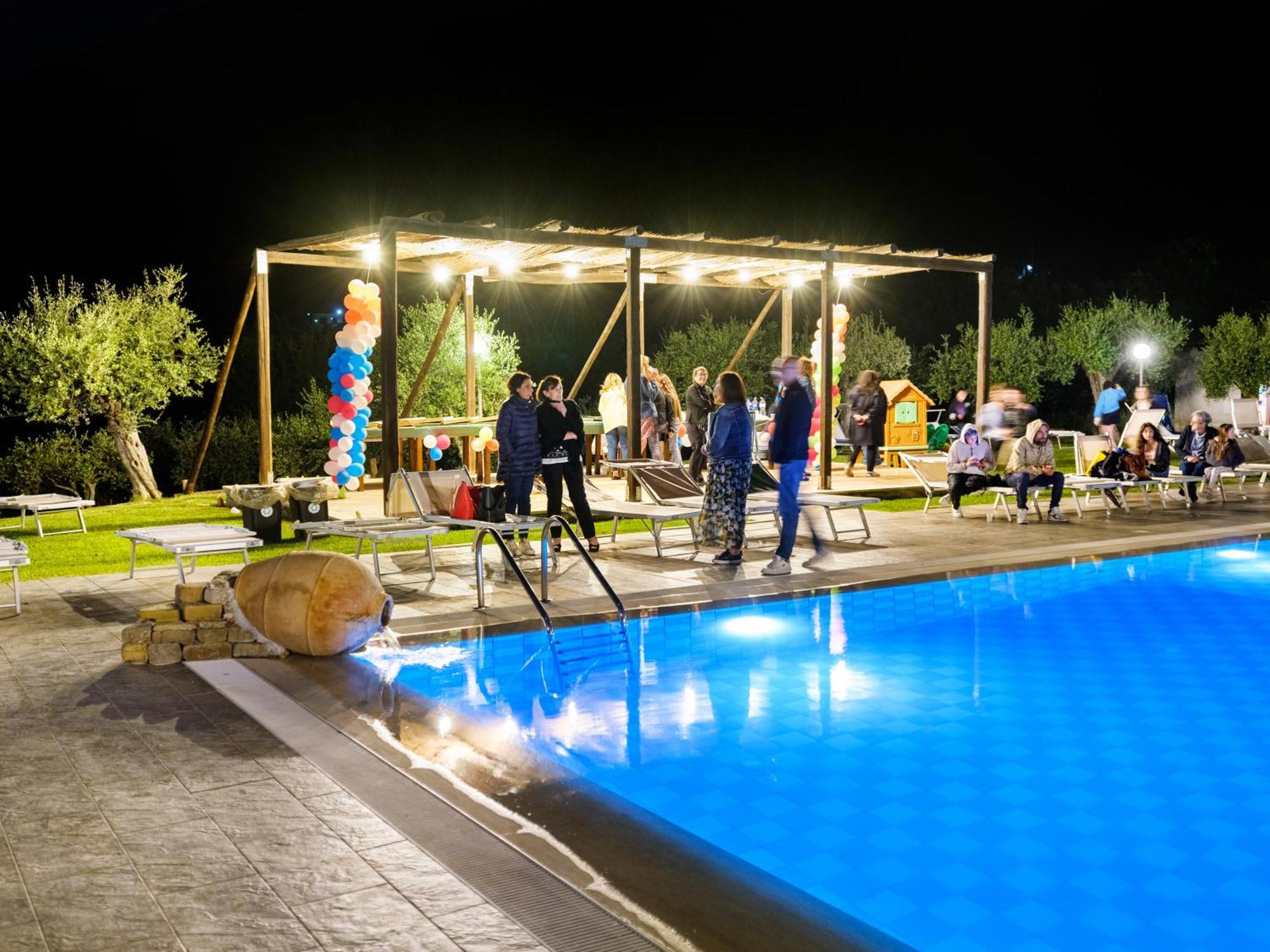 L' Aia Resort 트렌티나라 외부 사진
